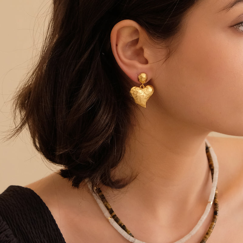 PANDANA retro European and American bloggers fashionable irregular matte texture heart-shaped matte double love earrings