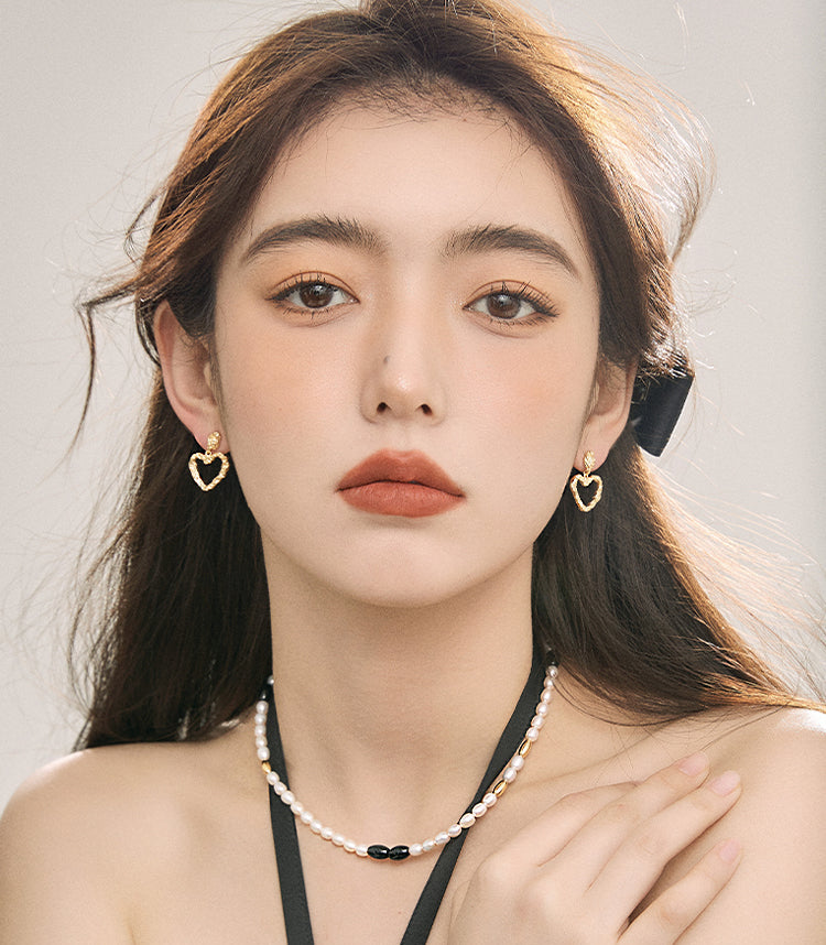 EVESENSE retro texture love earrings pre-loved high-end gold niche design ins heart-shaped earrings for women