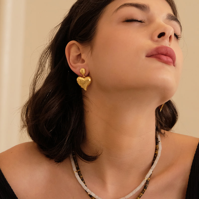 PANDANA retro European and American bloggers fashionable irregular matte texture heart-shaped matte double love earrings